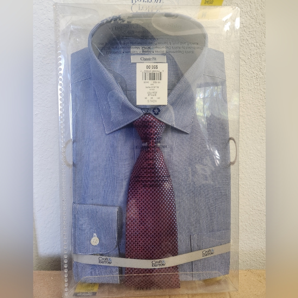 Croft & Barrow Blue Striped Dress Shirt with Burgundy Tie